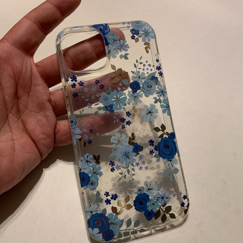 iPhone 14 Plus Flower Case - Picture 6 of 8